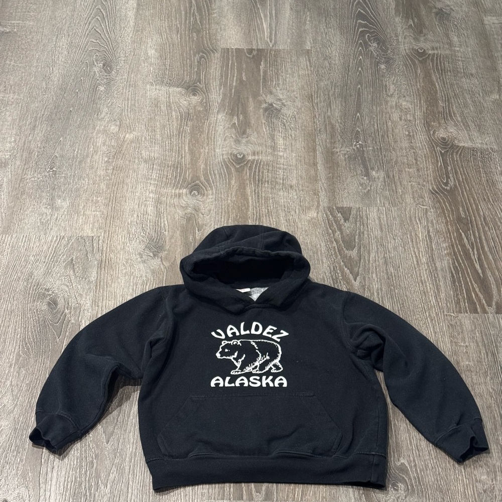 Vintage Alaska Bear Kid Black Hoodie